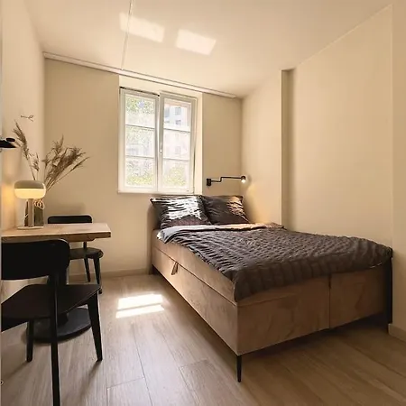 Natural In The Center - Old Town Apartament